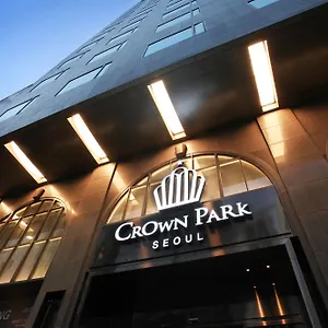 Crown Park Myeongdong *** סיאול